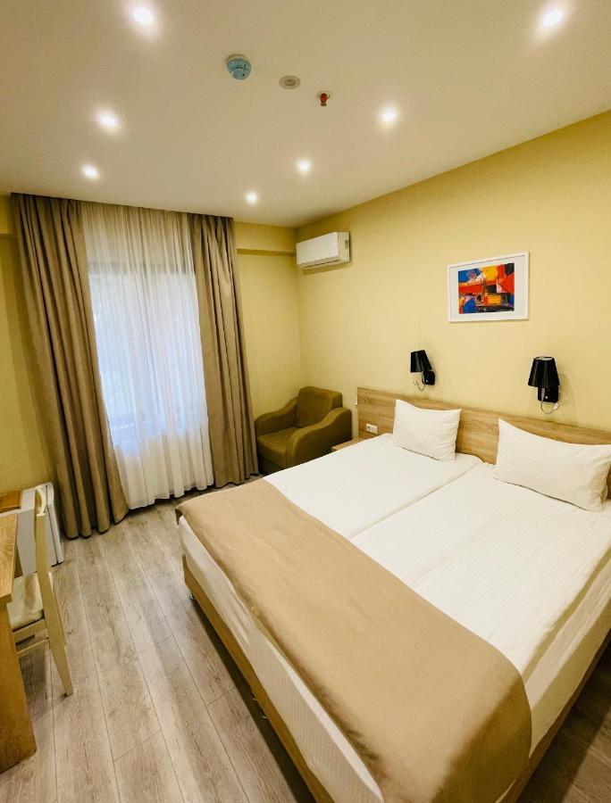 Bliss Hotel Tbilisi Bagian luar foto